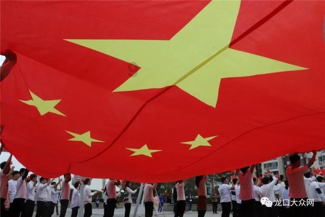 足球啦啦队员